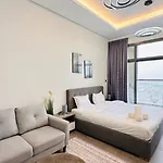 Spacious Studio Apartment Palm View With Big Balcony Free Parking By Belvilla