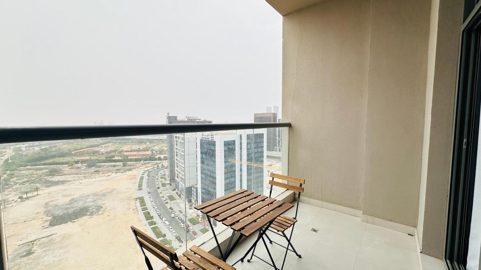 Homestay Spacious Palm View With Big Balcony Free Parking By Belvilla Dubai