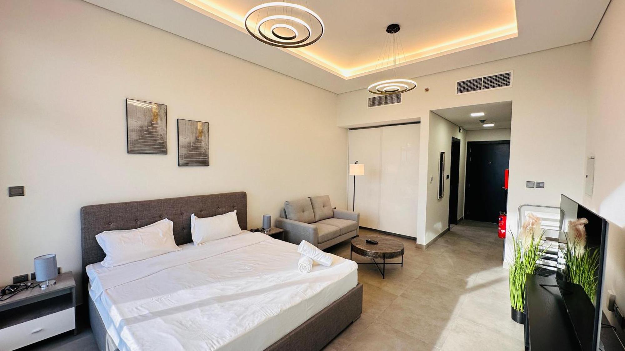 Homestay Spacious Palm View With Big Balcony Free Parking By Belvilla