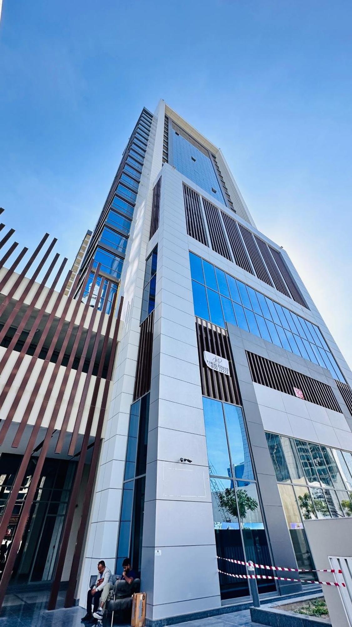 Spacious Palm View With Big Balcony Free Parking By Belvilla Dubai
