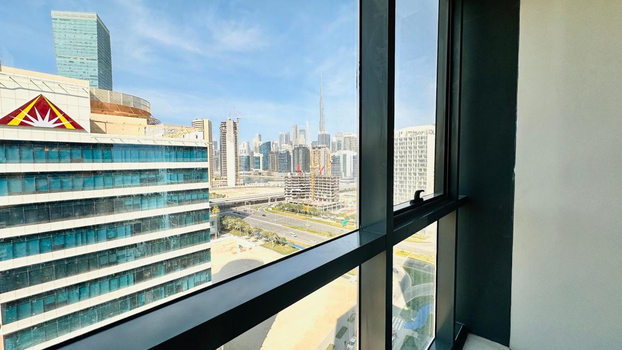 Homestay Spacious Palm View With Big Balcony Free Parking By Belvilla Dubai